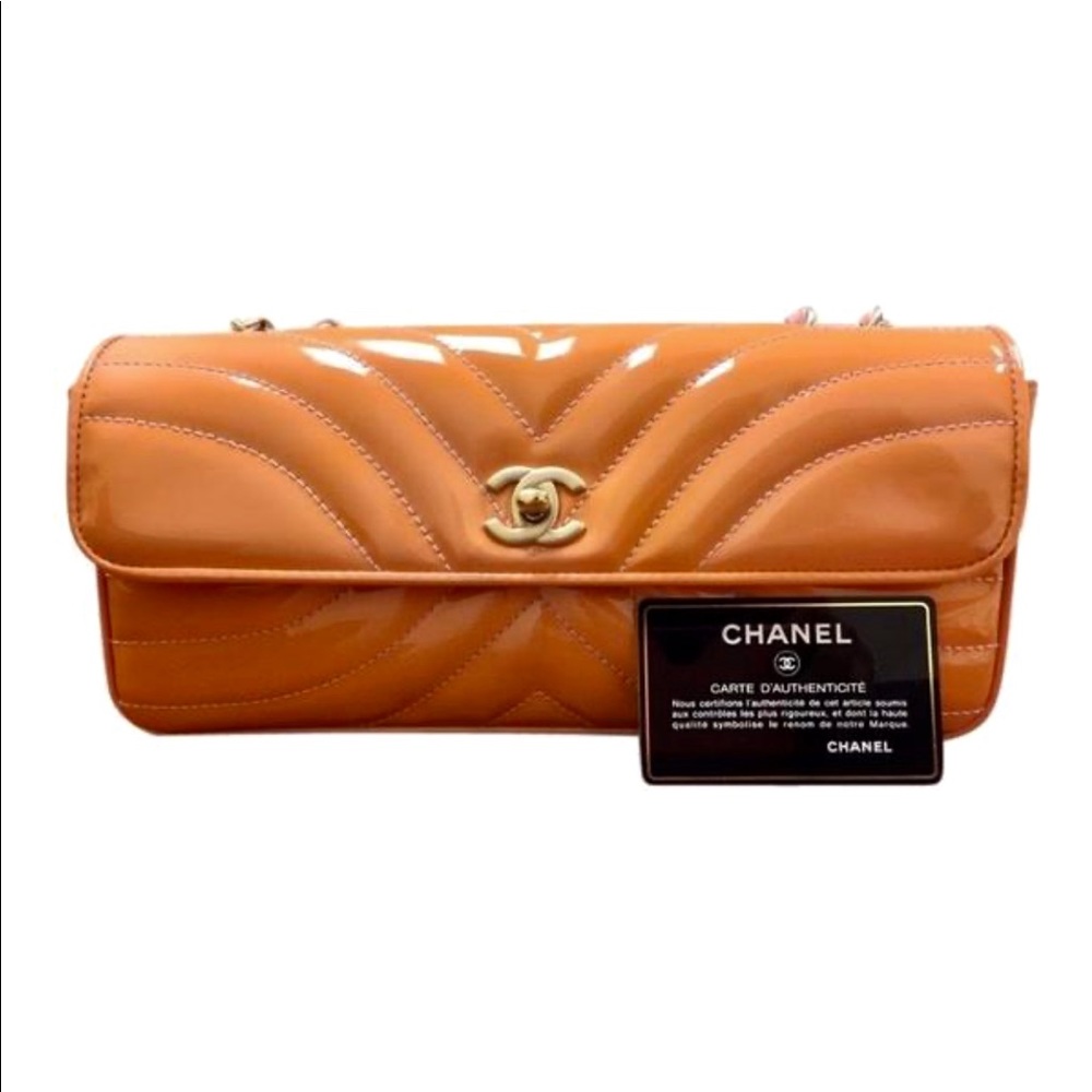 Chanel salmon patent leather bag-ACCEPTING OFFERS